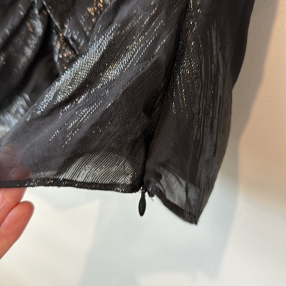 FRAME Sparkly Black Puff Sleeve Ruched Keyhole Metallic V Neck Silk Blend Top S - Picture 9 of 12